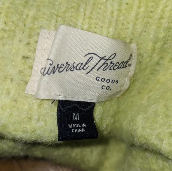 Universal Thread | Cable Knit Sweater - Picture 4 of 4